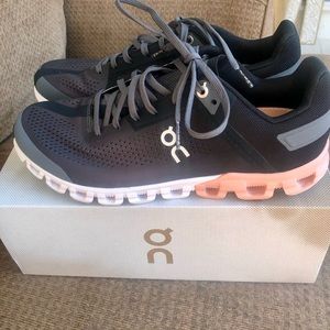 9 W ON Cloudflow Rock/Rose color